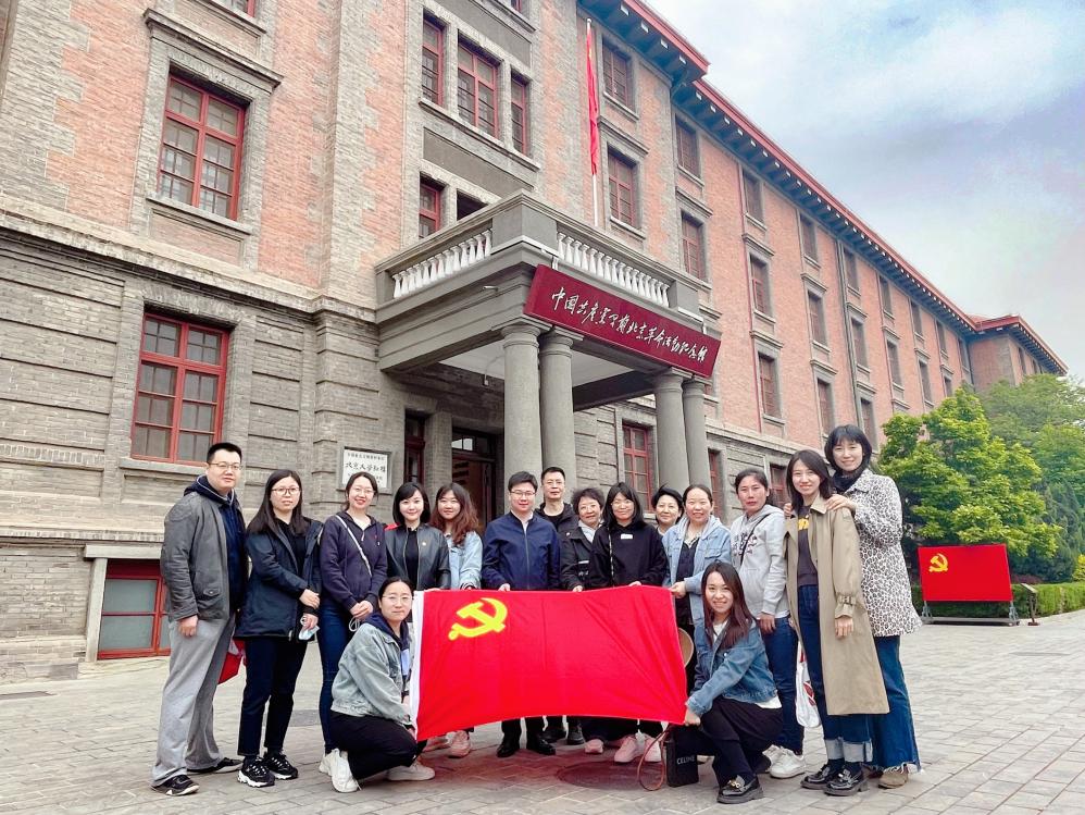 922d5c682b9e9430e3f59c2b4c8a460